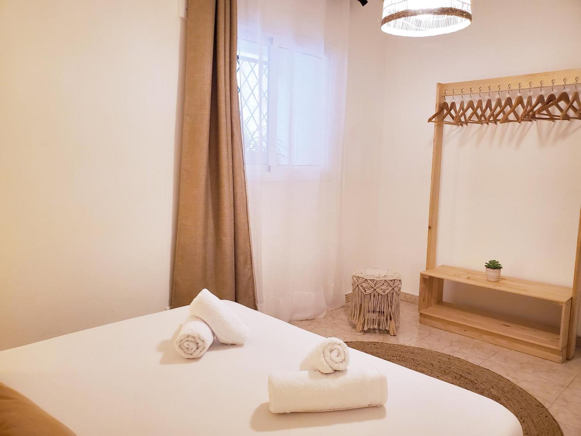 Apartamento Centrico Con Patio Privado Tarragona Exterior foto